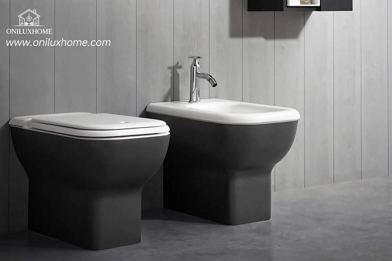 Modern Ceramic Bathroom Commode - Sleek Flushing Toilet Design flushing toilets